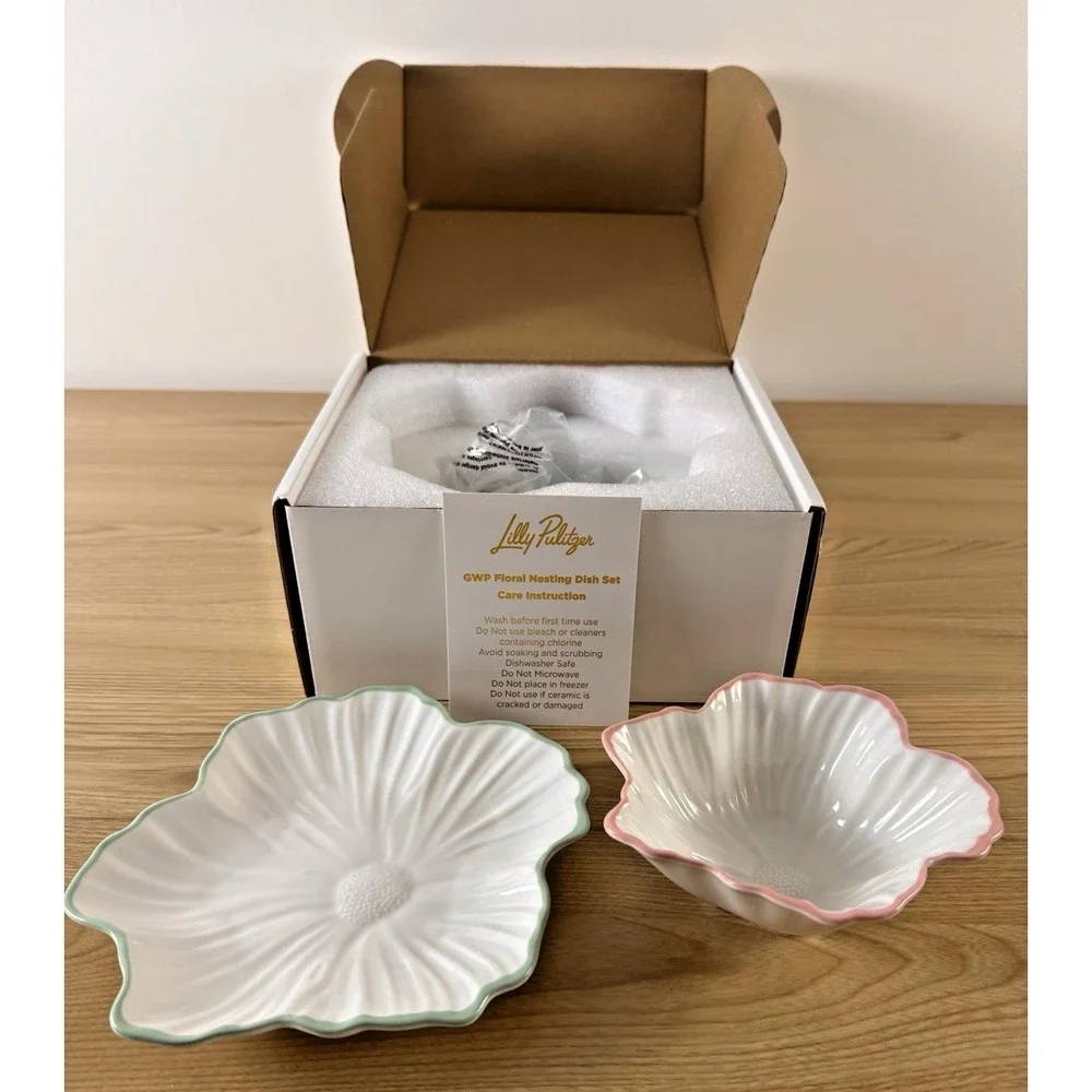 Lilly Pulitzer Floral Nesting Dish Set Pink Green Ceramic 2 Piece New in Box